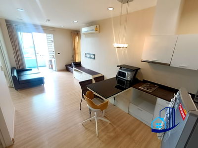 Condos for sale : "47.29 sq m, unblocked view, great price"