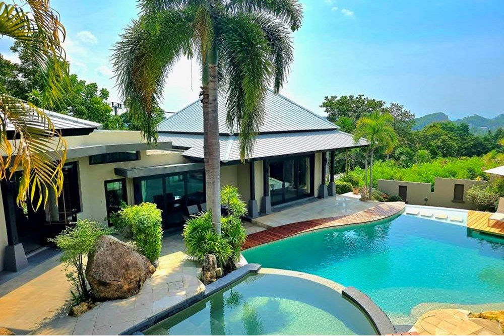 รูป [920121018-311] วิลล่าสระว่ายน้ำ 3 ห้องนอนพร้อมสวนขนาดใหญ่และวิวทะเล ใกล้ ร.ร.นานาชาติ - รูปที่ 79/80