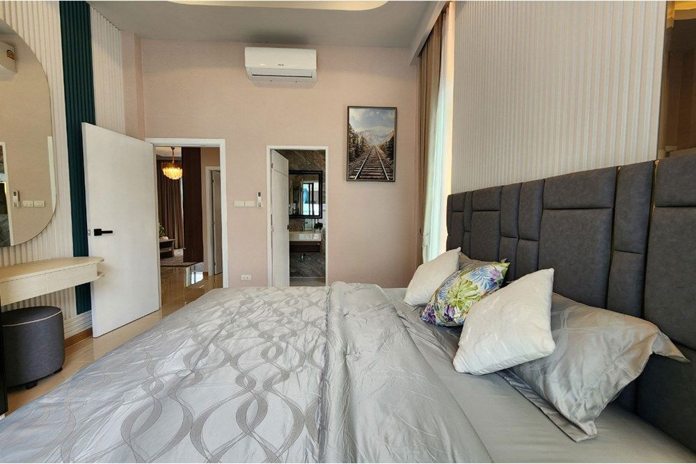 picture [920611001-300] Tranquil Luxury: Huay Yai Home with Pool - 31/80