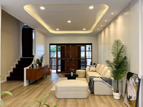 4 storey Townhouse 6 bed 4 bath, PridiBanomyong 41, The Park Lane 22 Rent 120K