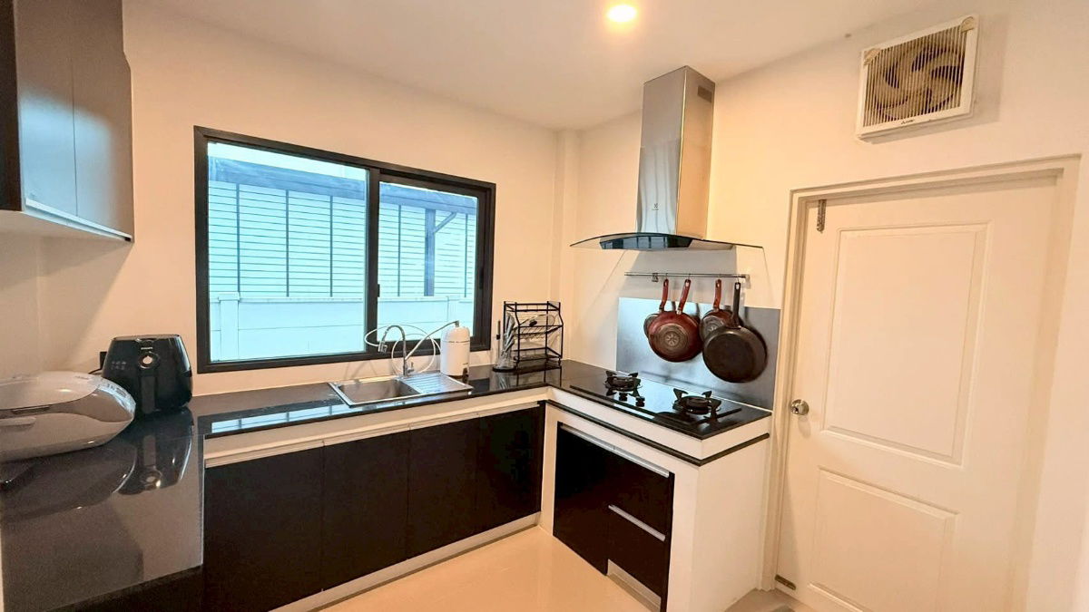 รูป 🏡✨ ให้เช่าบ้านเดี่ยวสุดหรู Centro วงแหวน–จตุโชติ จาก AP Thailand 3 ห้องนอน 3 ห้องน้ำ ทำเลดี เดินทางสะดวก ใกล้ทางด่วน และแหล่งไลฟ์สไตล์ครบครัน - รูปที่ 4/11