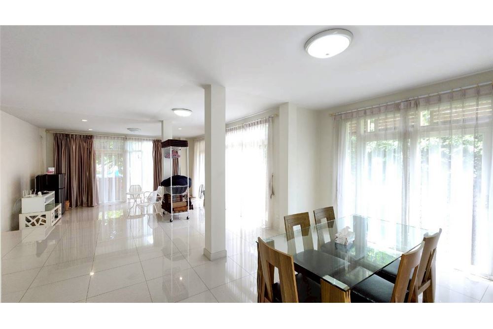 รูป [92001012-110] ขายบ้านเดี่ยว 2 ชั้น โครงการติดทะเล ชลบุรี - รูปที่ 21/59