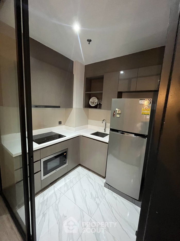 picture 2-BR Condo at Rhythm Ekkamai near BTS Ekkamai (ID 1524530) - 4/13