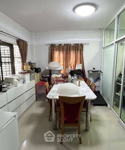 ขายบ้านเดี่ยว 3 ห้องนอน 201.6 ตร.ม. 61 ตร.ว. เขตบางกะปิ