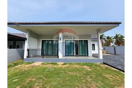 รูป [920611003-8] บ้านเดี่ยว พัทยา - รูปที่ 6/40