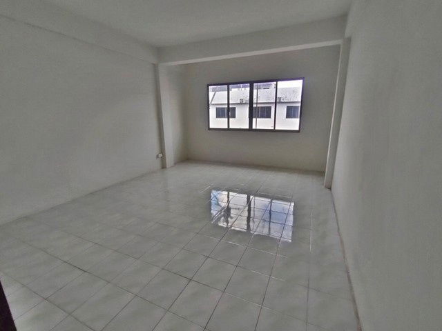 รูป A2-0522 ขายอาคารพาณิชย์ สหชัยขนส่ง 2 เชียงราย (โปรโมชั่นจนถึงวันที่ 30 ธันวาคม 2568) - รูปที่ 6/8