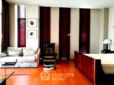 เช่าคอนโด สาทร ซอย 1 : คอนโด 3-ห้องนอน ที่ เดอะ สุโขทัย เรสซิเด้นซ์ คอนโดมิเนียม ใกล้ MRT ลุมพินี (ID 453144)