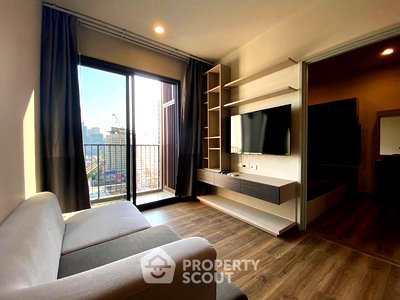 Condos for sale : 1-BR Condo at Onyx Phahonyothin near BTS Saphan Khwai (ID 1168857)