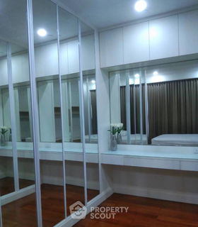 คอนโด 2-ห้องนอน ที่ คิว หลังสวน ใกล้ BTS ราชดำริ (ID 1429692)