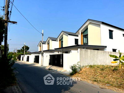 Houses for sale Thawi Watthana : 3-BR House close to Phutthamonthon (ID 2428788)