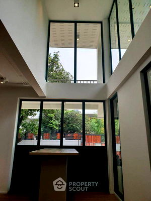 Houses for sale Soi Sukhumvit 101 : 4-BR House near BTS Punnawithi (ID 2427086)