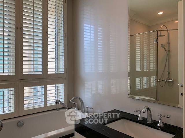 picture 2-BR Condo at Royce Private Residences near MRT Sukhumvit (ID 515233) - 5/14