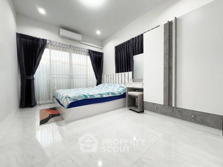 picture 3-BR House in Nong Faek (ID 2427406) - 7/10