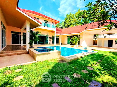Houses for sale Bang Lamung Chonburi : 4-BR Villa close to Pattaya (ID 2429221)