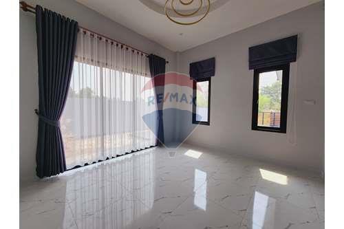 รูป [920611003-8] บ้านเดี่ยว พัทยา - รูปที่ 29/40