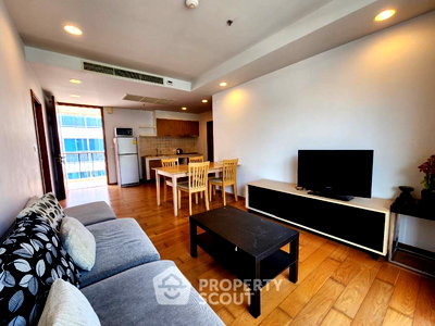 Condos for sale : 2-BR Condo at Baan Sansuk Condominium Huahin close to Khao Takiab beach (ID 1156479)