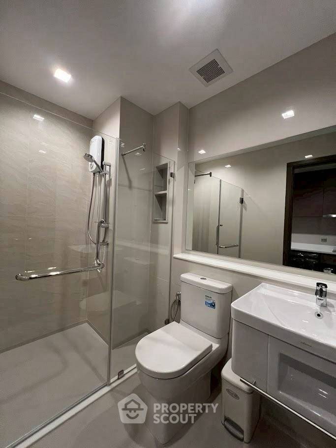 picture 1-BR Condo at Life Ladprao Valley near BTS Ha Yaek Lat Phrao (ID 2318458) - 9/11