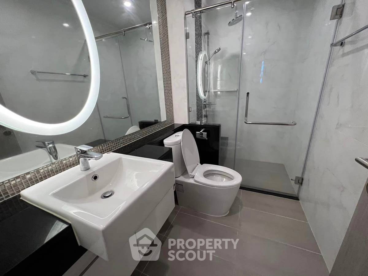 picture 1-BR Condo at Supalai Oriental Sukhumvit 39 near MRT Phetchaburi (ID 1477088) - 8/13