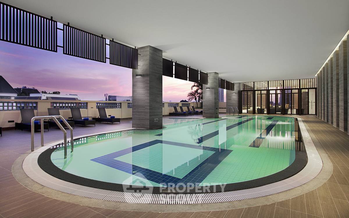 picture 2-BR Condo at Langsuan Ville near BTS Ratchadamri (ID 512394) - 3/9