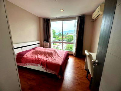 Condos for sale 700 Year Sports Arena Chiang Mai : One Plus Suan Dok 3 for SALE ! 3,500,000THB : 2bedrooms Tel. +66-823899314 (Bu)