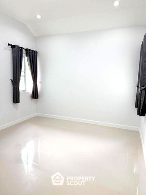 Houses for sale Mae Rim Chiang Mai : 3-BR House in Rim Nuea (ID 2426421)