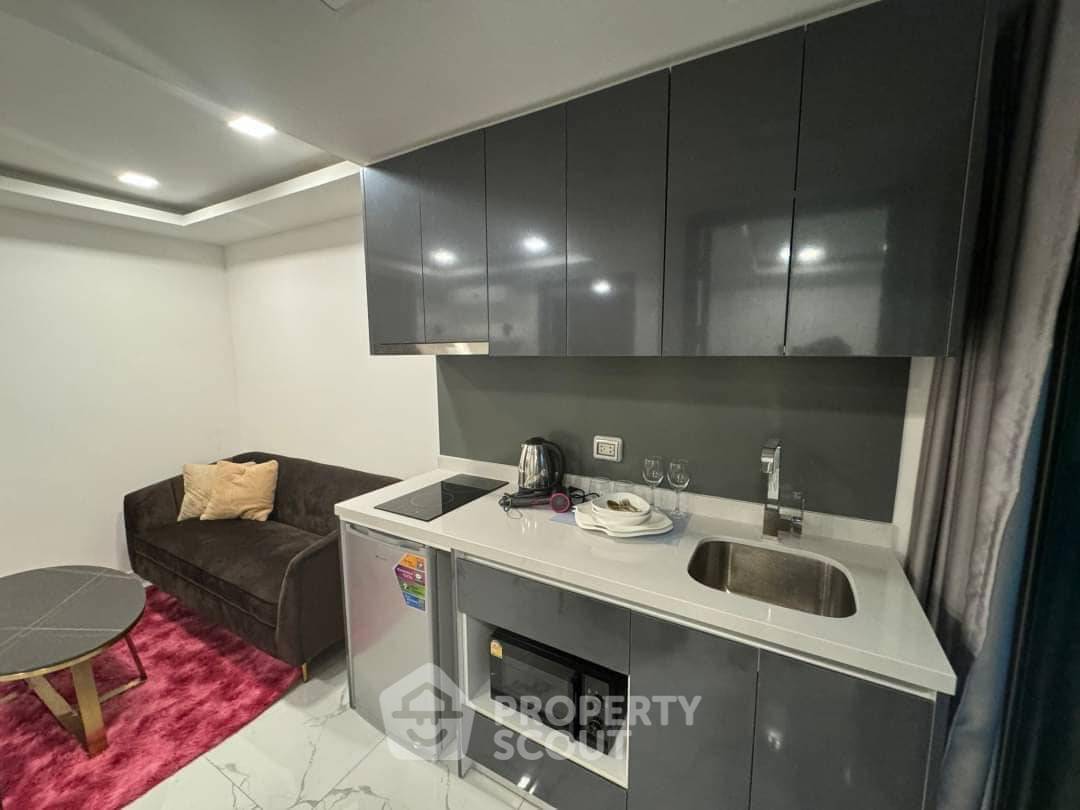 รูป คอนโด 1-ห้องนอน ที่ อาคาเดีย เซ็นเตอร์ สูท ใกล้ ถนนพระตำหนัก พัทยา (ID 1889745) - รูปที่ 4/12