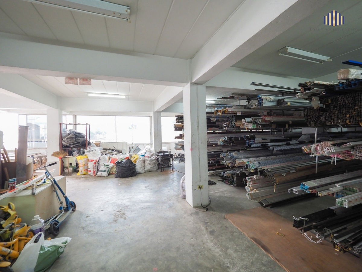 picture Sell office building commercial district at Sutthisan Vinitchai Ratchada Road. Area 104 sq.w. Usable area 1,600 sq.m. 5 floors 1 Elevator - 11/20