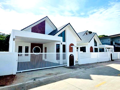 บ้านเดี่ยว ชลบุรี : #บ้านเดี่ยวสร้างใหม่ #ศรีราชา-บางพระ #บ้านเดี่ยว นอร์ดิก  🏡 พื้นที่ขนาด 50 ตรว. วิว ธรรมชาติสุดๆ 🍃 