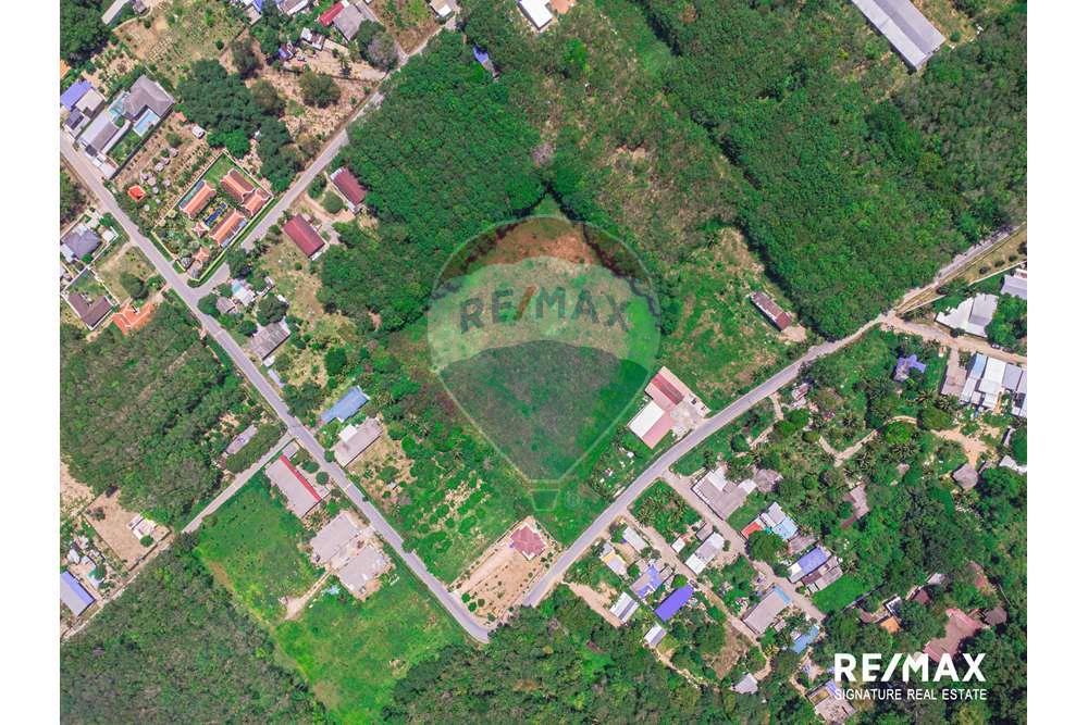 picture [920491004-165] Land For Sale close to UWC International School - 4/8