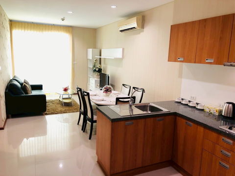 0 ก้าวถึง BTS! สิ้นสุดการเดินทางที่แสนเหนื่อยล้า... ชีวิตสุดสะดวกที่ Villa Sathorn พร้ิิอมห้องแต่งสวย พร้อมเข้าอยู่