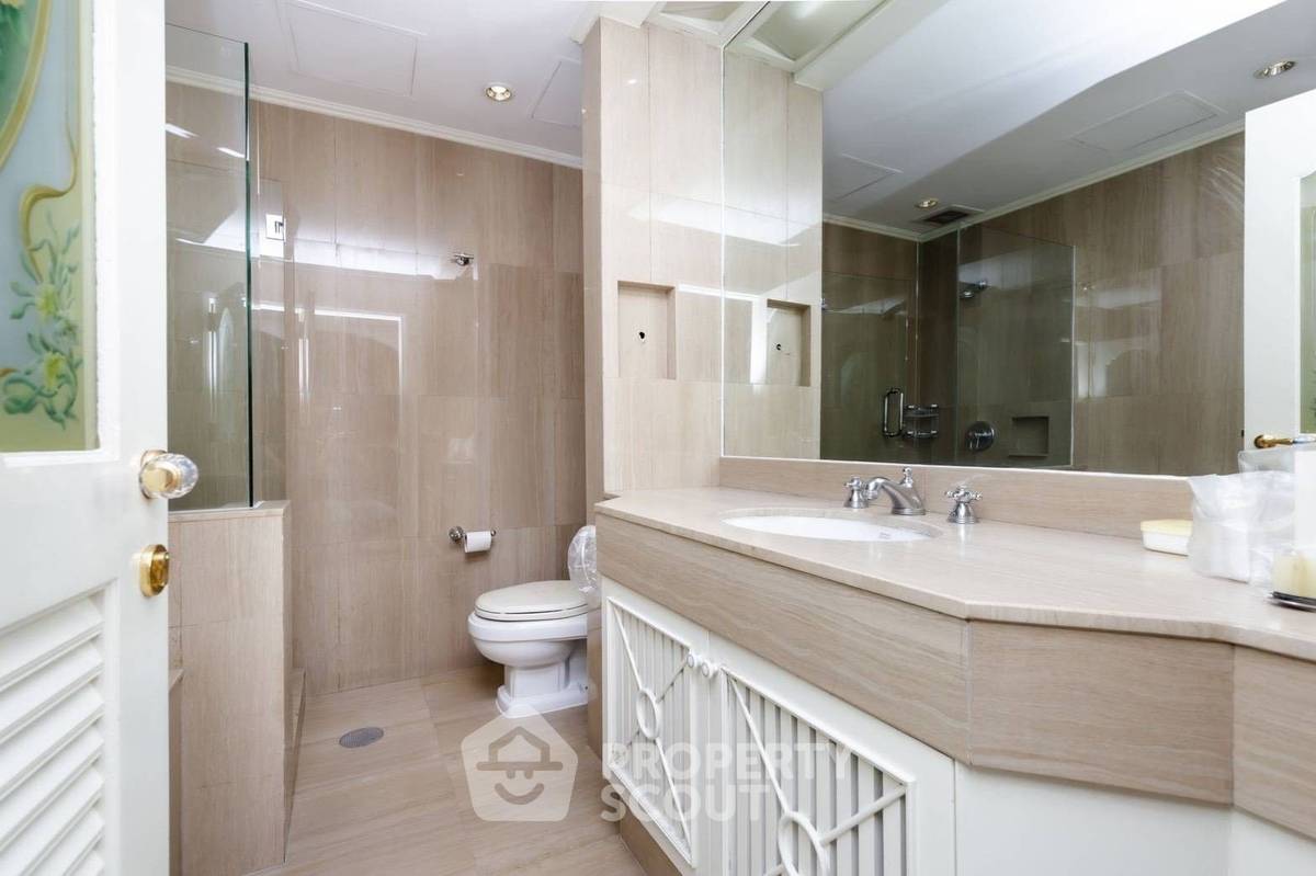 picture 2-BR Condo at Langsuan Ville near BTS Ratchadamri (ID 1519062) - 10/17