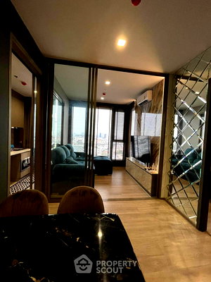 คอนโด รร.นานาชาติโชรส์เบอรี่  : คอนโด 1-ห้องนอน ที่ ริธึ่ม เจริญกรุง พาวิลเลี่ยน ใกล้ BTS สะพานตากสิน (ID 1590516)