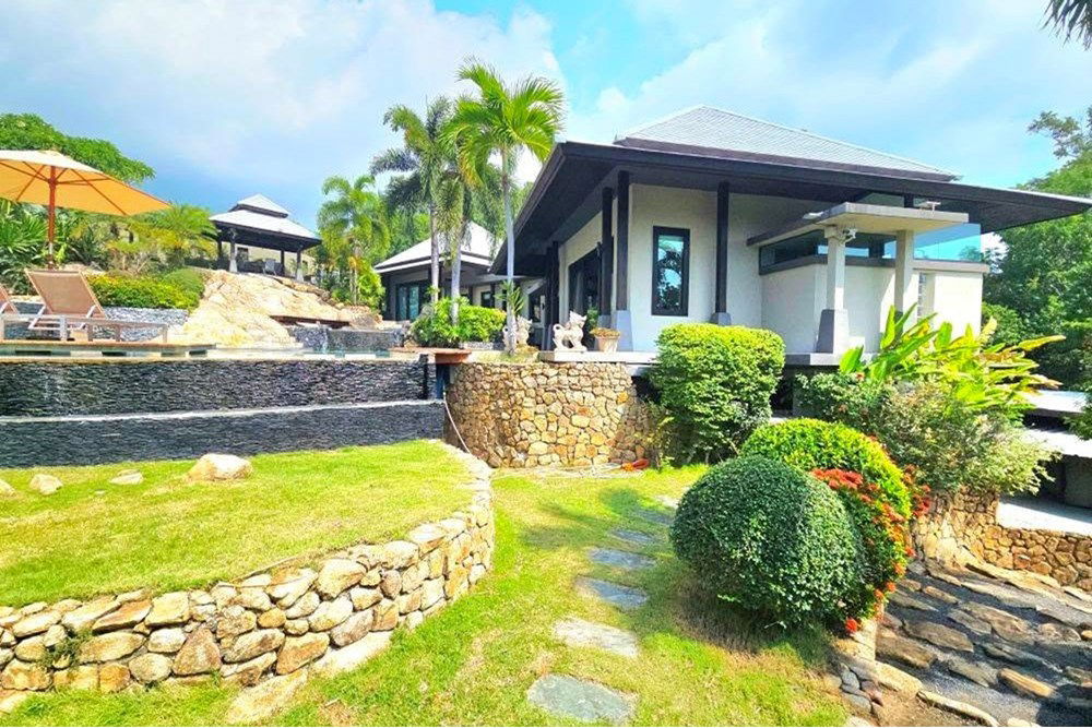 รูป [920121018-311] วิลล่าสระว่ายน้ำ 3 ห้องนอนพร้อมสวนขนาดใหญ่และวิวทะเล ใกล้ ร.ร.นานาชาติ - รูปที่ 2/80