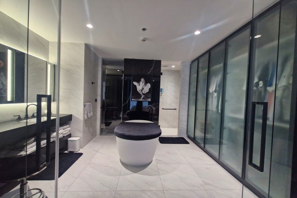 รูป สำหรับขาย ! เลี้ยงสัตว์ได้ ! ชั้นสูง 17+, ห้องทิศใต้, ตกแต่งสไตล์โมเดิร์น/มินิมอล! Code C20251100004...Tait Sathorn 12, 1 นอน Plus, 1 น้ำ, ราคาพิเศษ! - รูปที่ 5/6