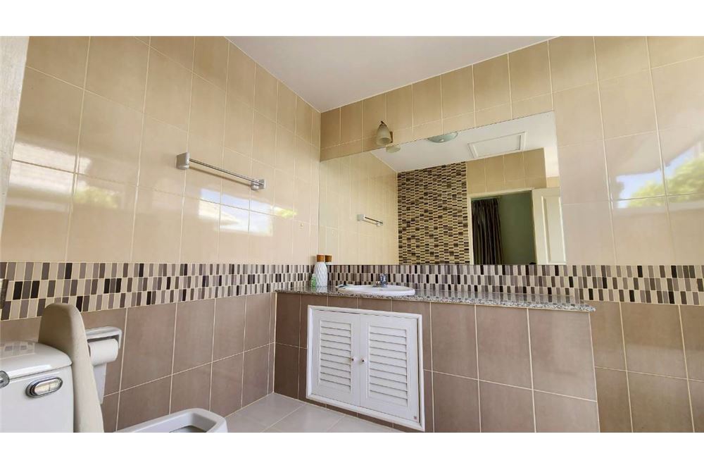 รูป [92001012-110] ขายบ้านเดี่ยว 2 ชั้น โครงการติดทะเล ชลบุรี - รูปที่ 42/59