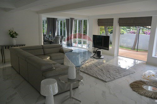 รูป [920471016-166] วิลล่าหรูใน Huay Yai กับสระว่ายน้ำส่วนตัว - รูปที่ 13/50