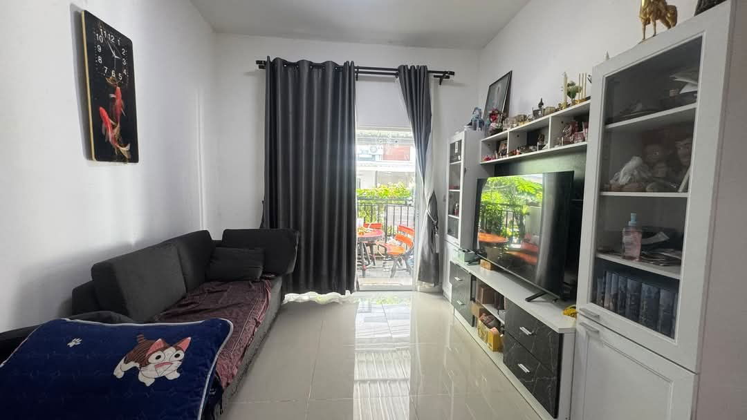 รูป ทาวน์เฮ้าส์สไตล์โมเดิร์น ราคาสุดคุ้ม ซอยทุ่งกลมตาลหมัน - รูปที่ 2/7