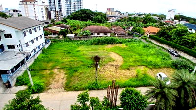 Land for rent Chiang Mai College Of Dramatic Arts : Land filled 287 sq.wa, Hang Dong, Chiang Mai, convenient to travel into the city, near the airport Call : 081-874-7072