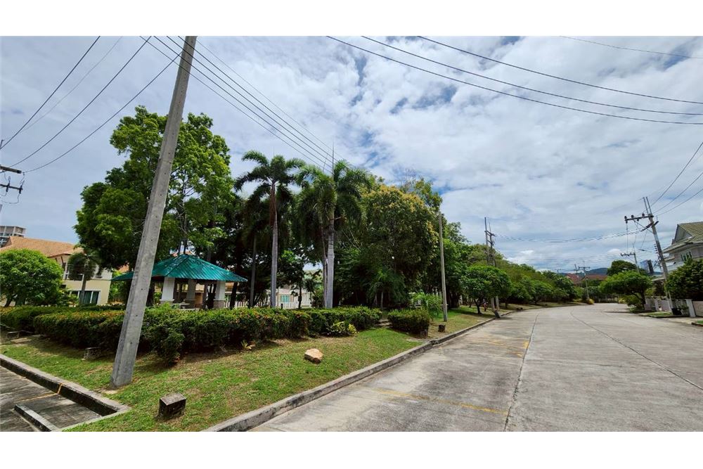 รูป [92001012-110] ขายบ้านเดี่ยว 2 ชั้น โครงการติดทะเล ชลบุรี - รูปที่ 55/59