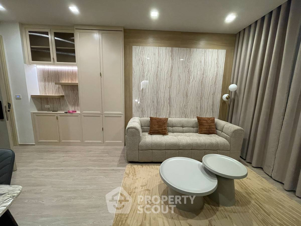 picture 1-BR Condo at Noble State 39 near BTS Phrom Phong (ID 2359763) - 4/10