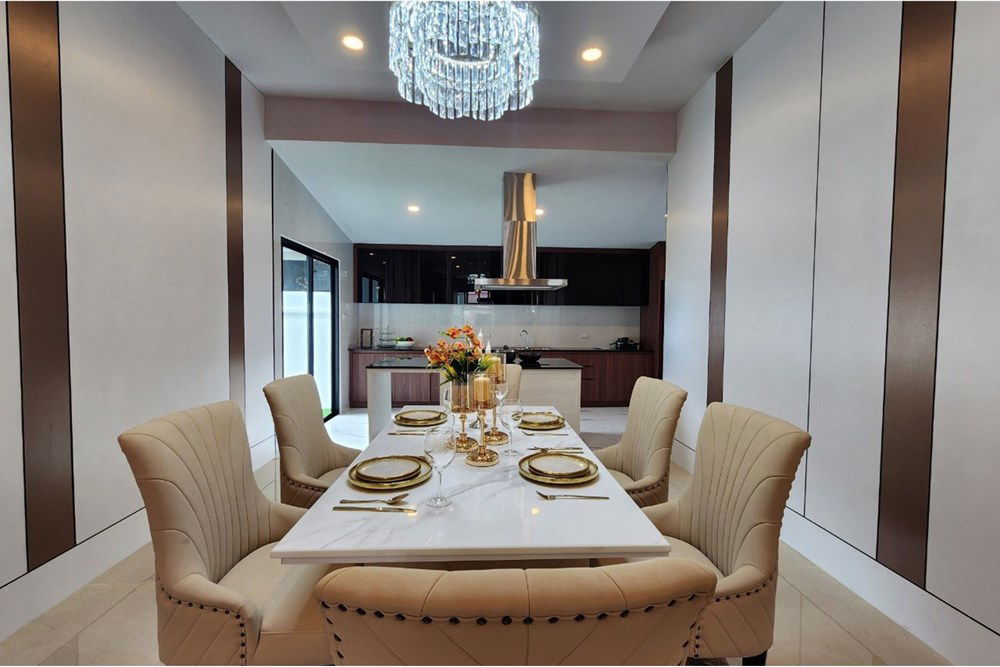 picture [920611001-300] Tranquil Luxury: Huay Yai Home with Pool - 2/80