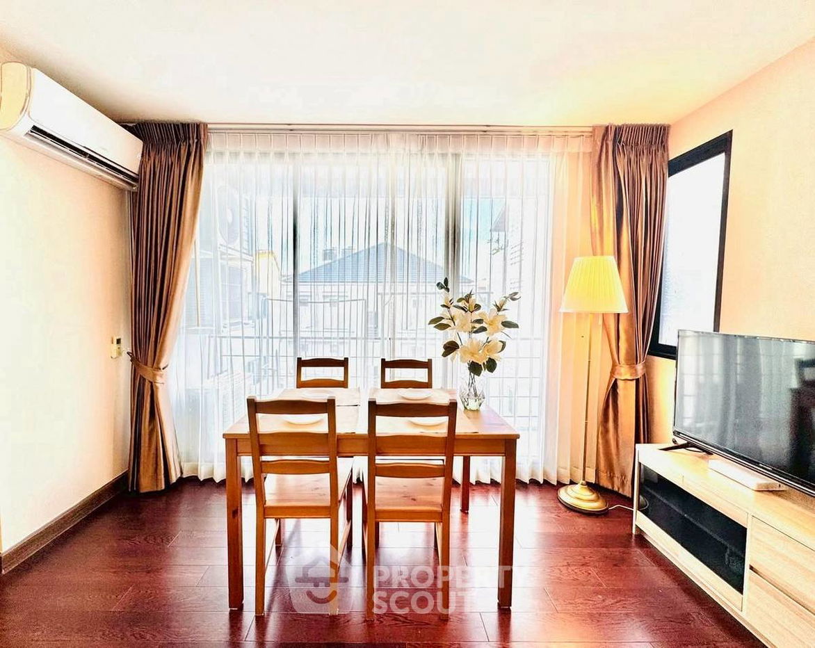 picture 2-BR Condo at Bangkok Feliz Sathorn - Taksin near BTS Krung Thon Buri (ID 2393876) - 3/9