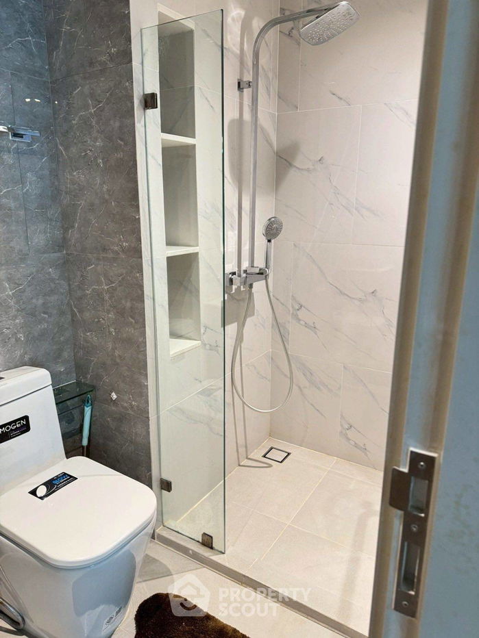 รูป คอนโด 1-ห้องนอน ที่ ลอยด์ ศูนย์วิจัย-ทองหล่อ ใน บางกะปิ (ID 2425442) - รูปที่ 10/13