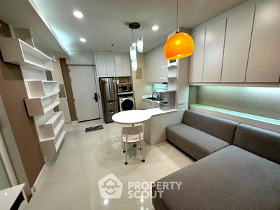 Condos for sale MBK CENTER  : 2-BR Condo at Baan Klang Krung Siam-Pathumwan Condominium near BTS Ratchathewi (ID 1501735)