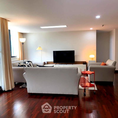 เช่าคอนโด เขตคลองเตย : คอนโด 3-ห้องนอน ที่ สุขุมวิท คาซ่า คอนโดมิเนียม ใกล้ BTS อโศก (ID 2401632)