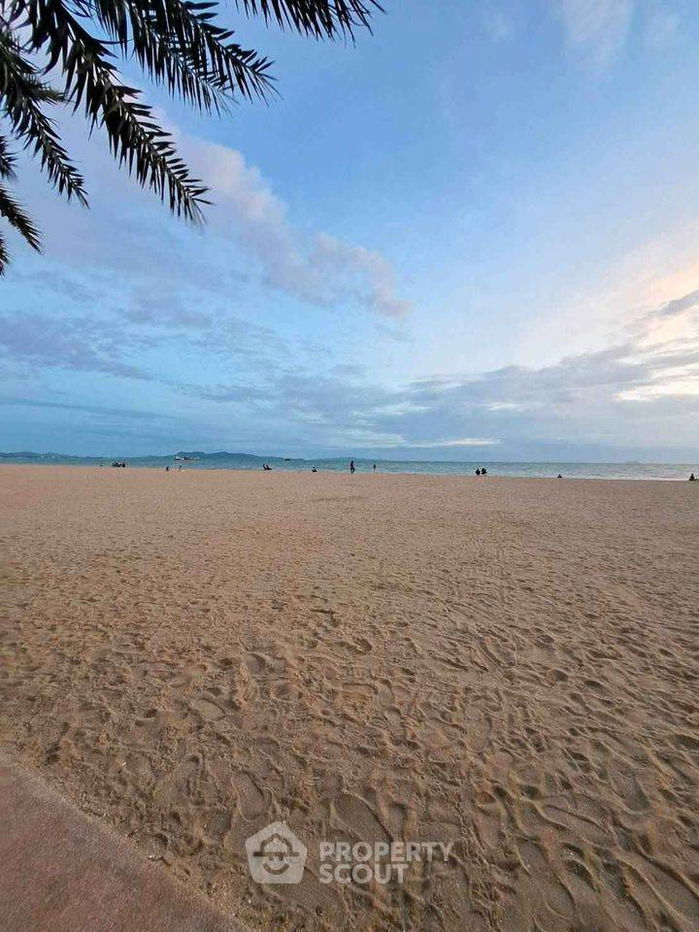 picture 1-BR Condo at Lumpini Park Beach Jomtien close to Jomtien Beach (ID 1238962) - 1/10