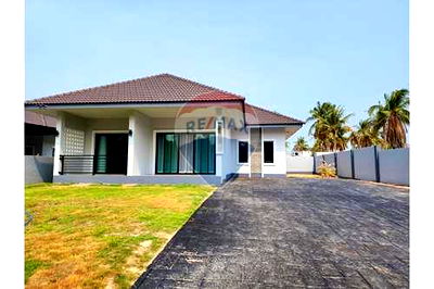 Houses for sale Bang Lamung Chonburi : [920611003-8] บ้านเดี่ยว พัทยา