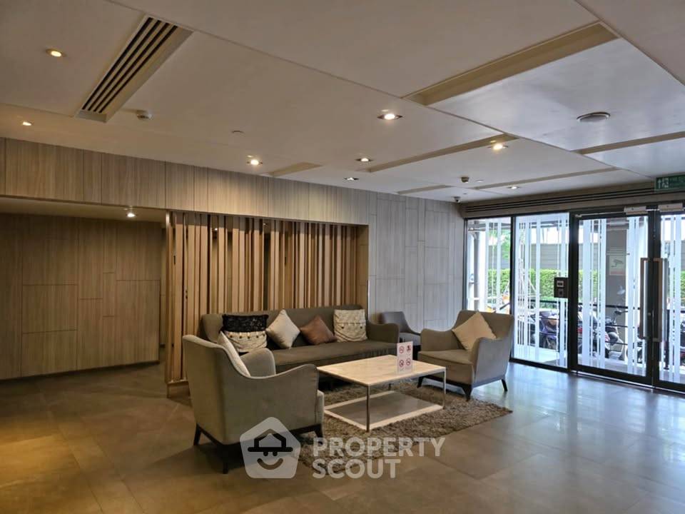 picture 1-BR Condo at Centric Ratchada - Huai Khwang near MRT Huai Khwang (ID 2328043) - 2/16