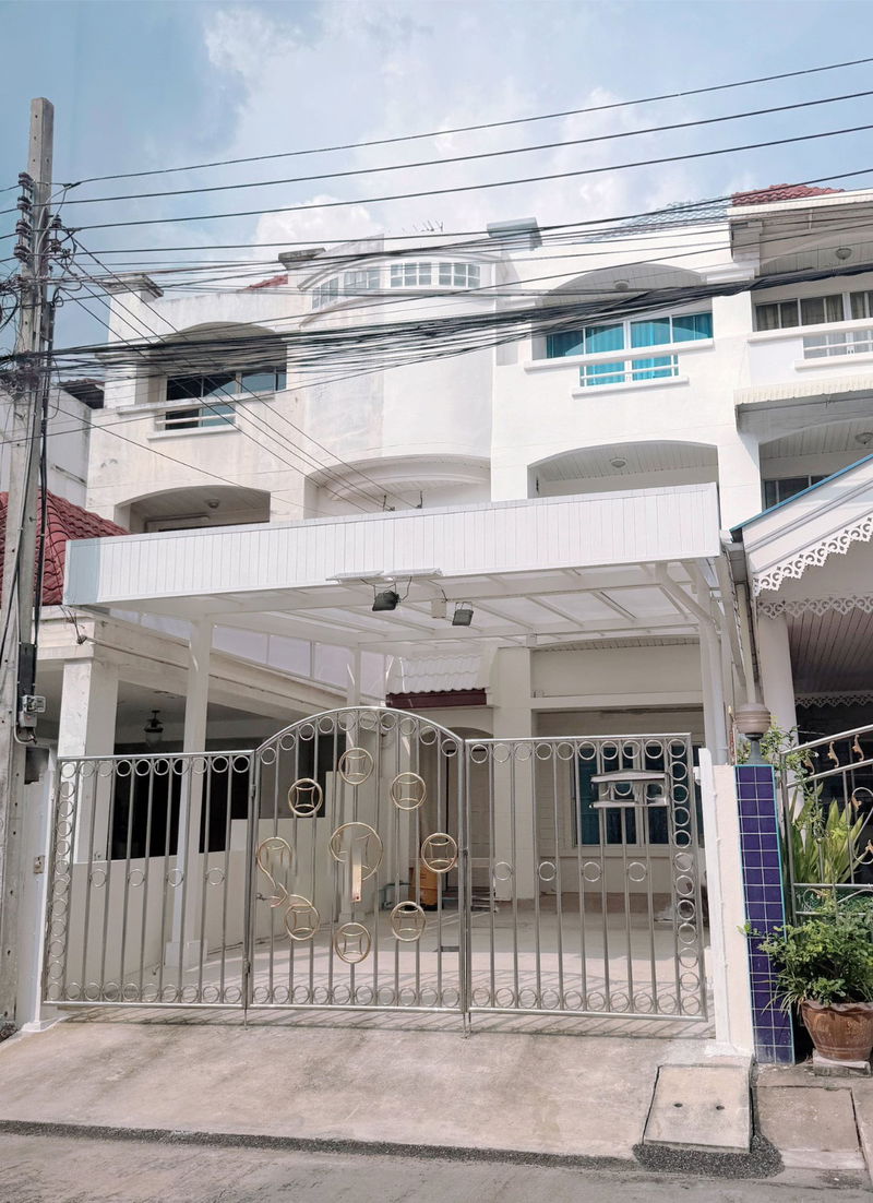 ทาวน์โฮมให้เช่า : Townhouse for rent at Happy Land Ville (SPSAD3590)