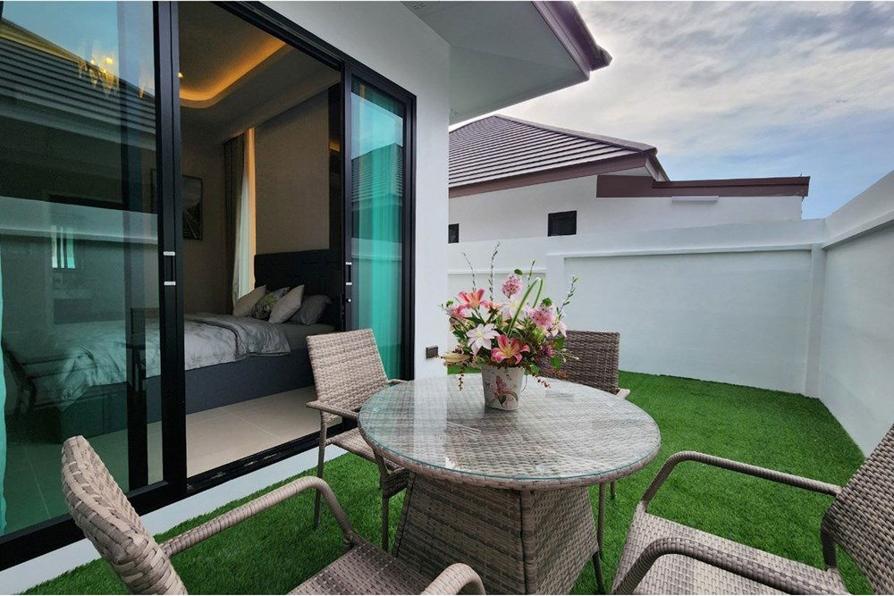 picture [920611001-300] Tranquil Luxury: Huay Yai Home with Pool - 9/80